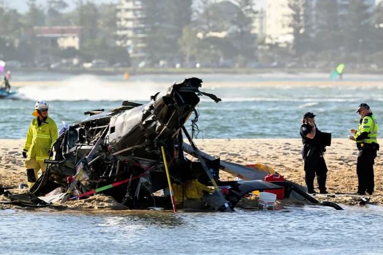 helicopter crash in Queensland